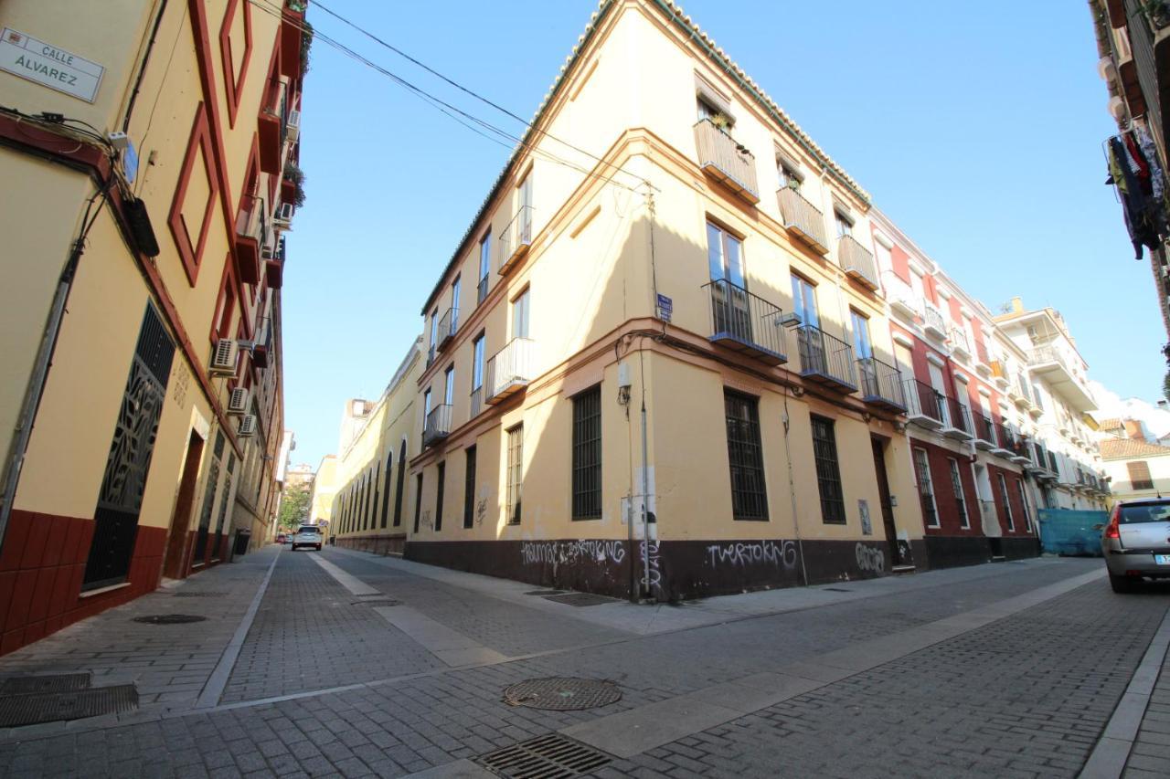 Del Parque Flats Alvarez Lägenhet